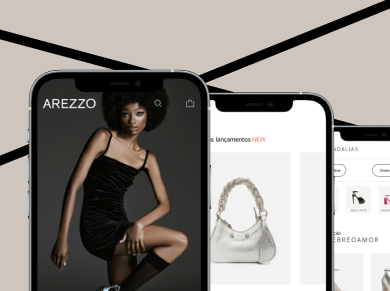 Imagem de três celulares no App da Arezzo, o primeiro na home e os demais conferindo os produtos.