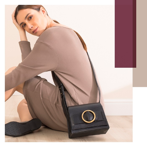 Adivinhamos a bolsa ideal para seu office look!