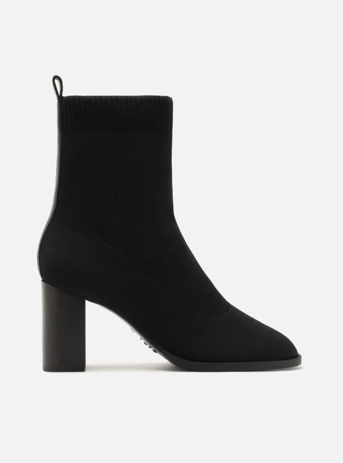 Bota preta cano médio salto bloco