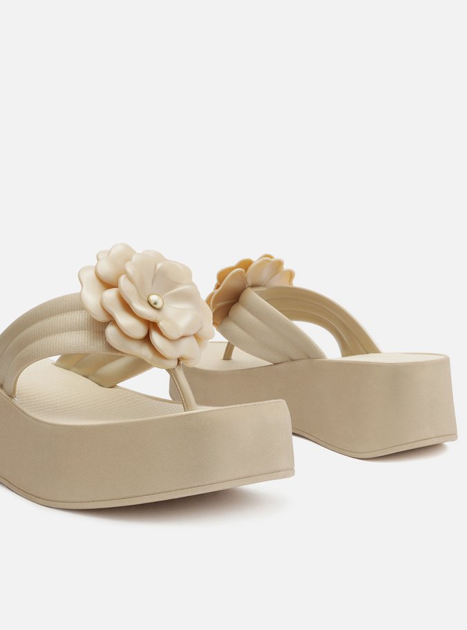 Tamanco Dourada Flatform Lulu Flor