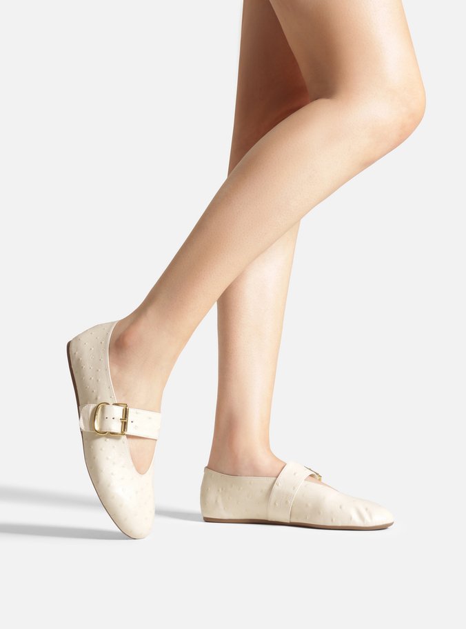 Sapatilha Off White Textura Fivela Dourada