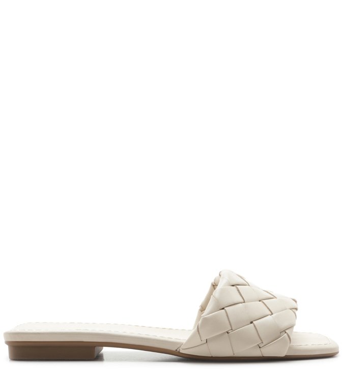Sandália Rasteira Couro Tressê Bico Quadrado Off-White