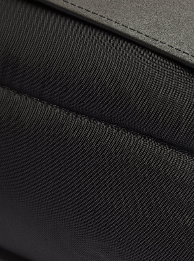 Bolsa Pequena Preto Brizza