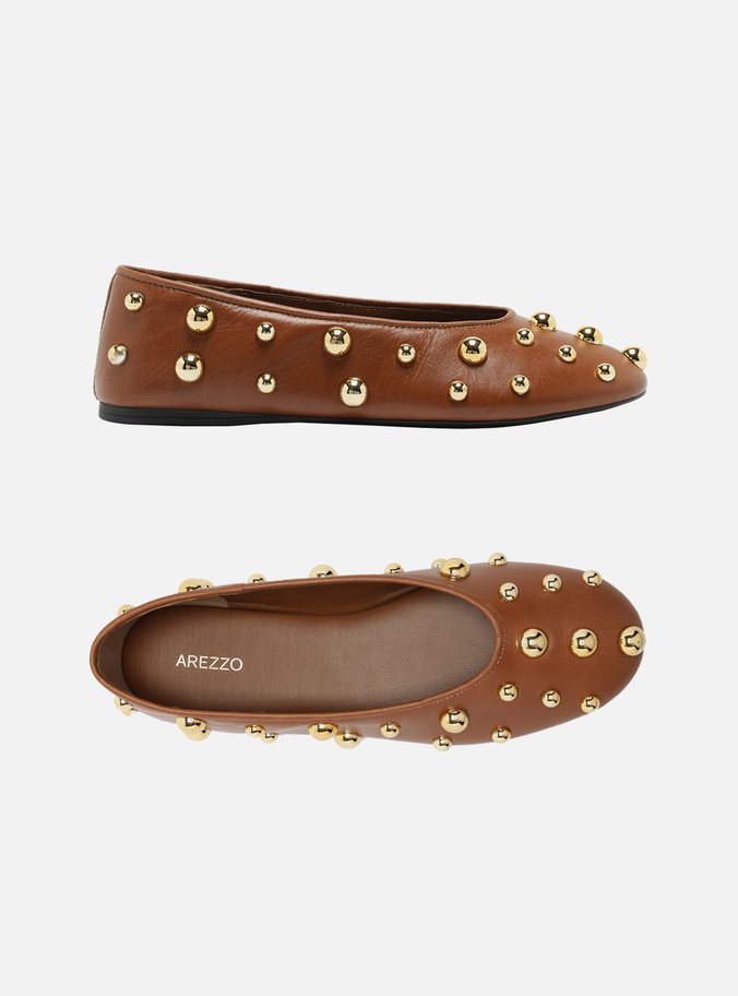Sapatilha Marrom Couro Bico Redondo Studs