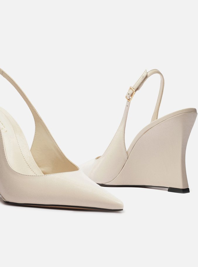 Scarpin Branco Couro Salto Anabela Slingback