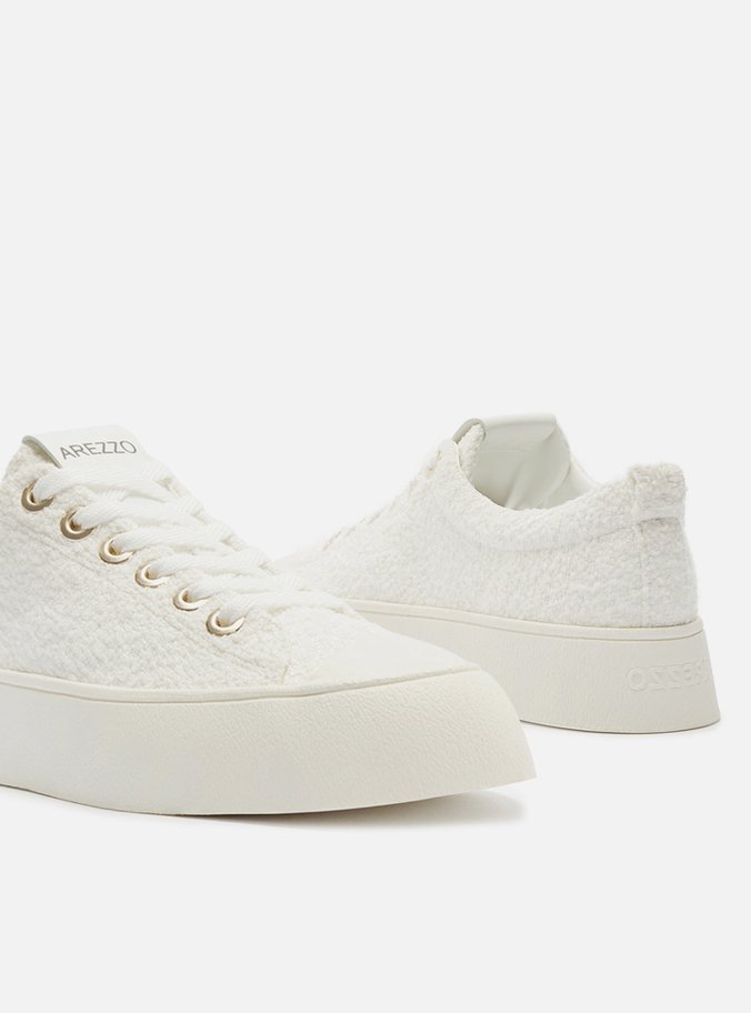 Tênis Branco Bouclé Amarração Casual