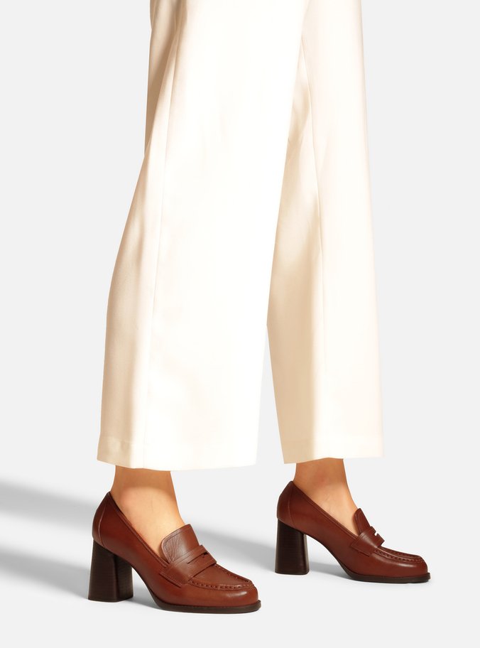 Loafer Caramelo Couro Salto Bloco Tira