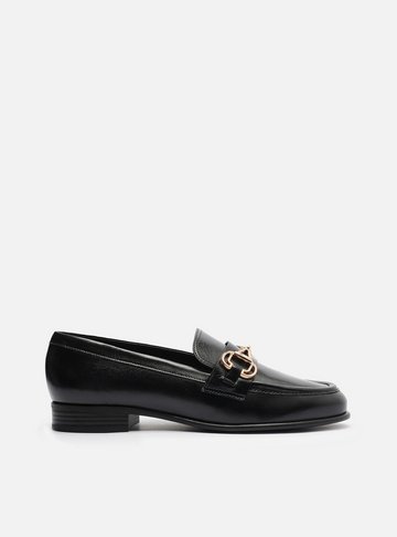Mocassim Preto Couro Bridão Metálico Retrô