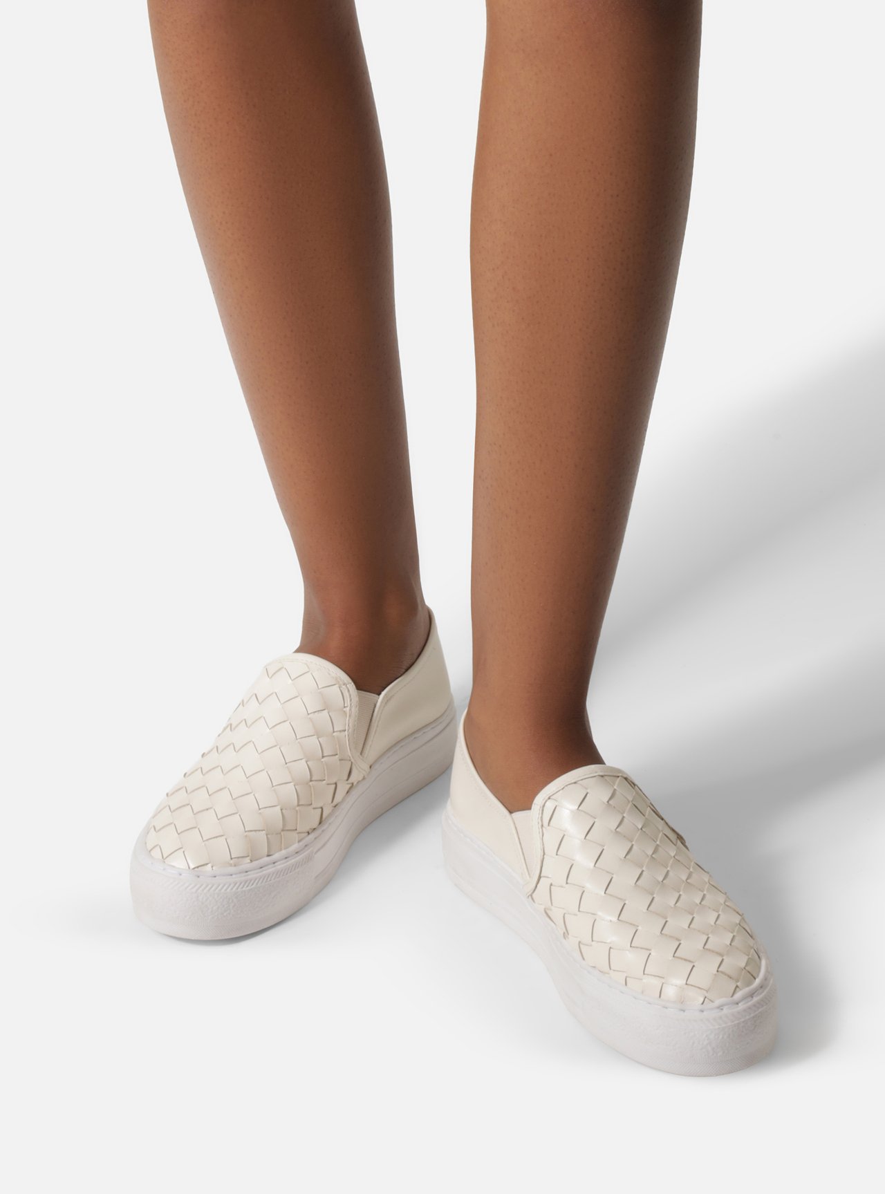 Tênis Branco Couro Salto Flatform Tressê — foto 6
