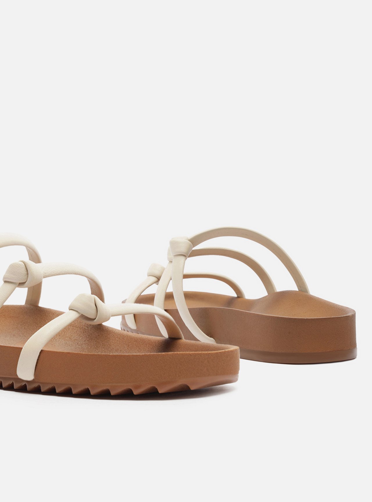 Papete Branca Flatform Tiras Nó — foto 4