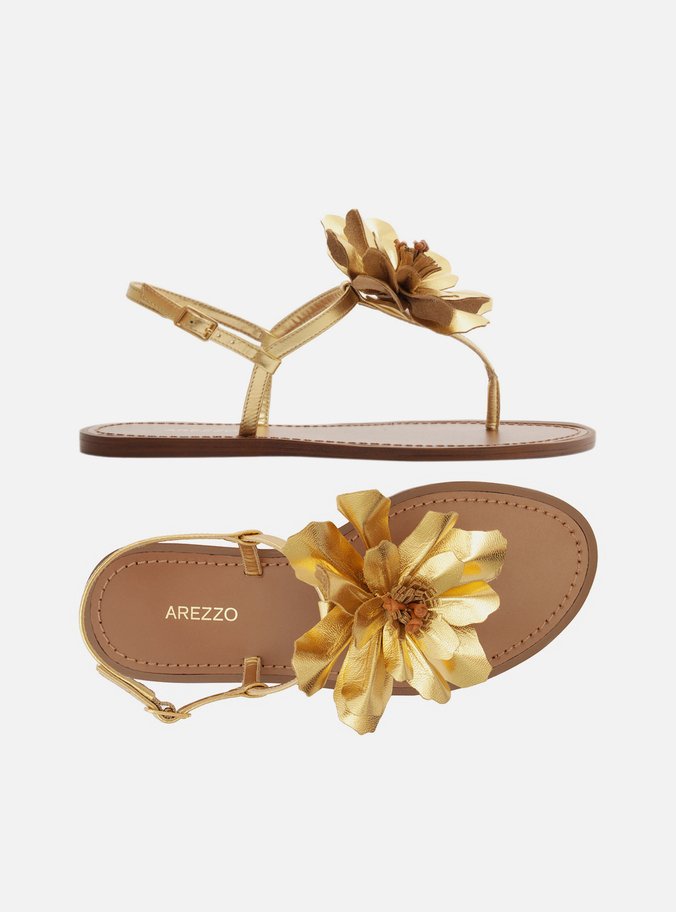 Sandália Rasteira Dourada Couro Slim Flor