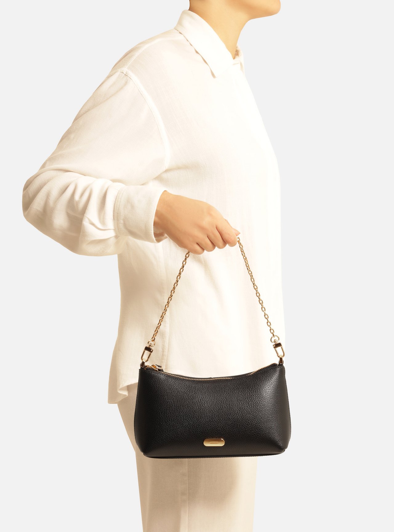 Bolsa Tiracolo Preta Couro Pequena Corrente Tag