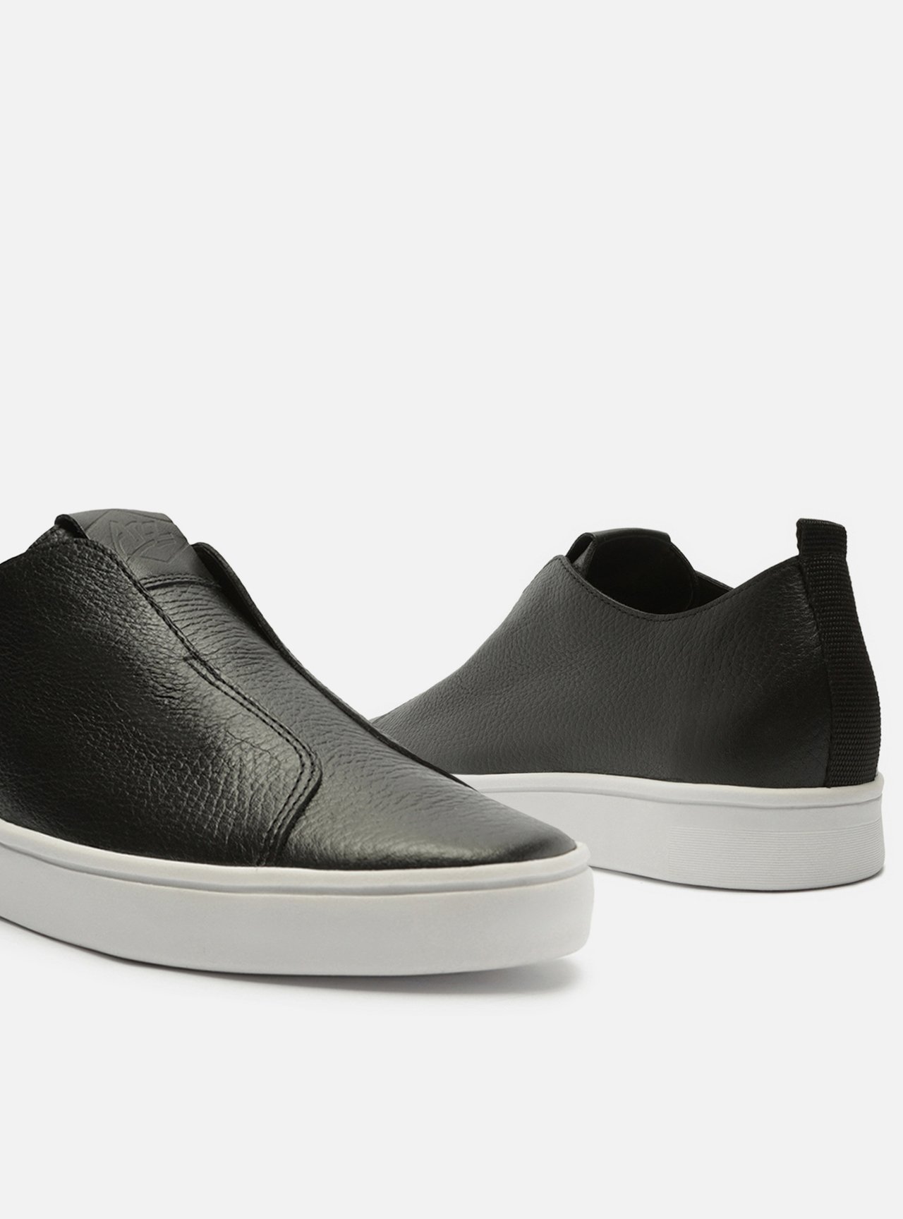 Tênis Slip On Preto Couro Tag — foto 4