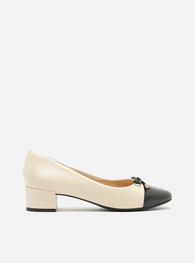 Scarpin Multineutro Branco Couro Salto Baixo Laço Soft