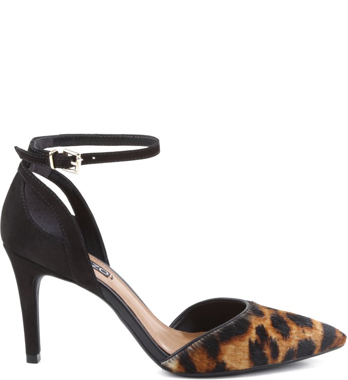 Scarpin oncinha sales arezzo