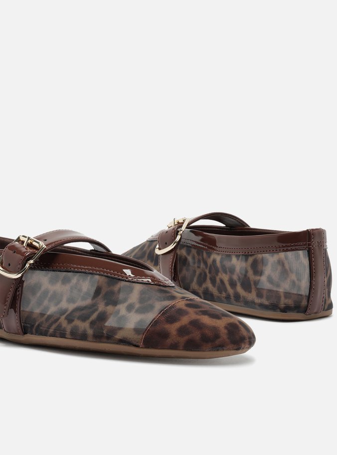 Sapatilha Animal Print Tela Fivela