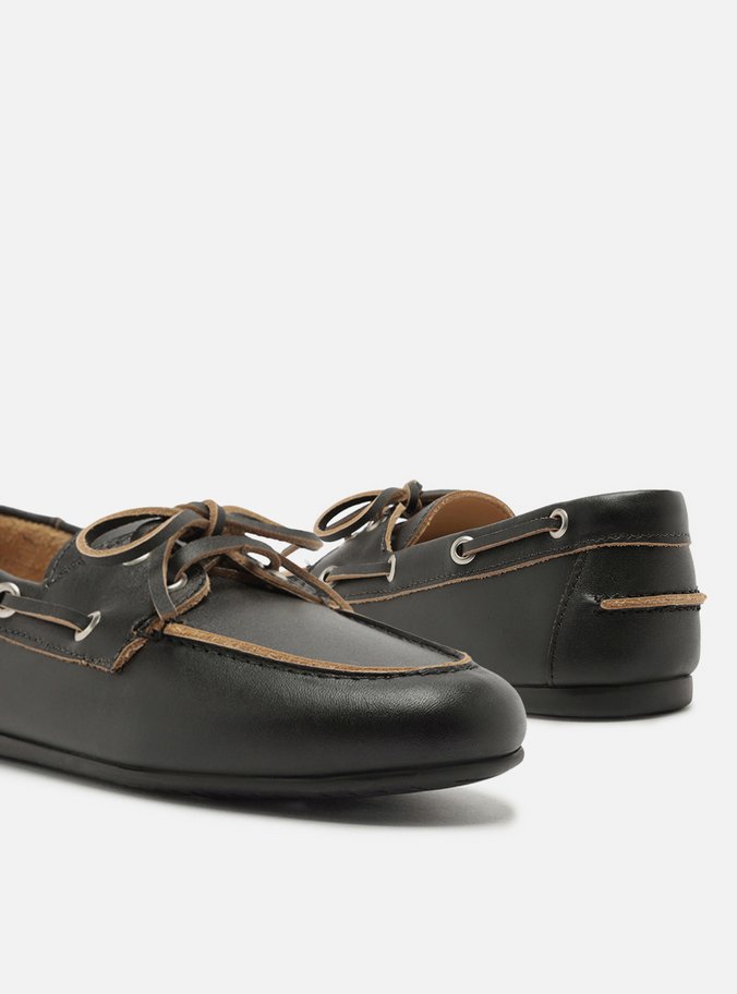 Mocassim Dockside Preto Couro Amarração