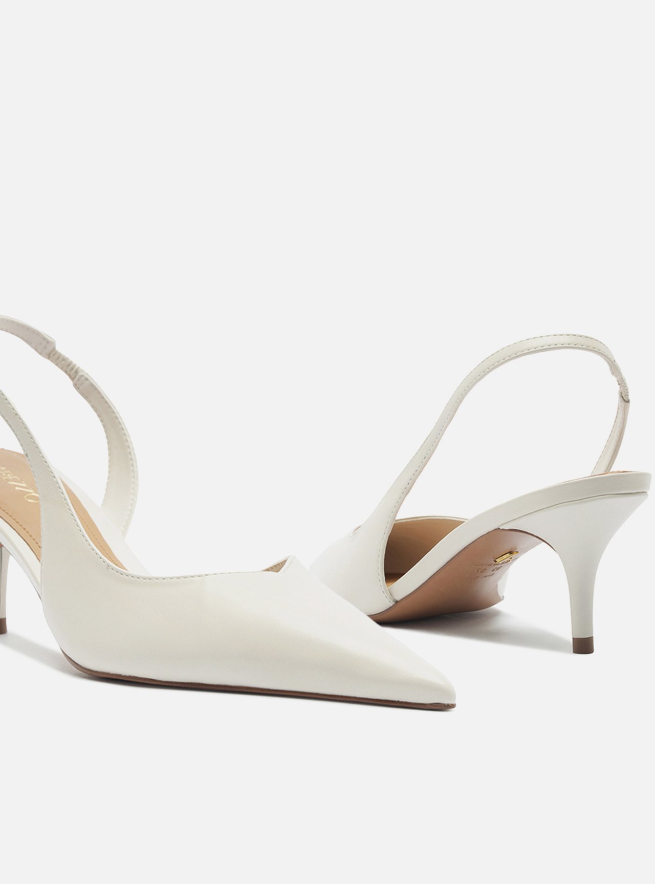 Scarpin Branca Couro Salto Fino Slingback — foto 4