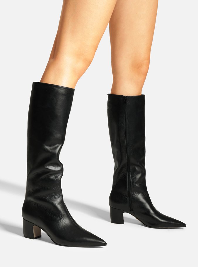 Bota Preta Couro Cano Longo Bico Fino Zíper