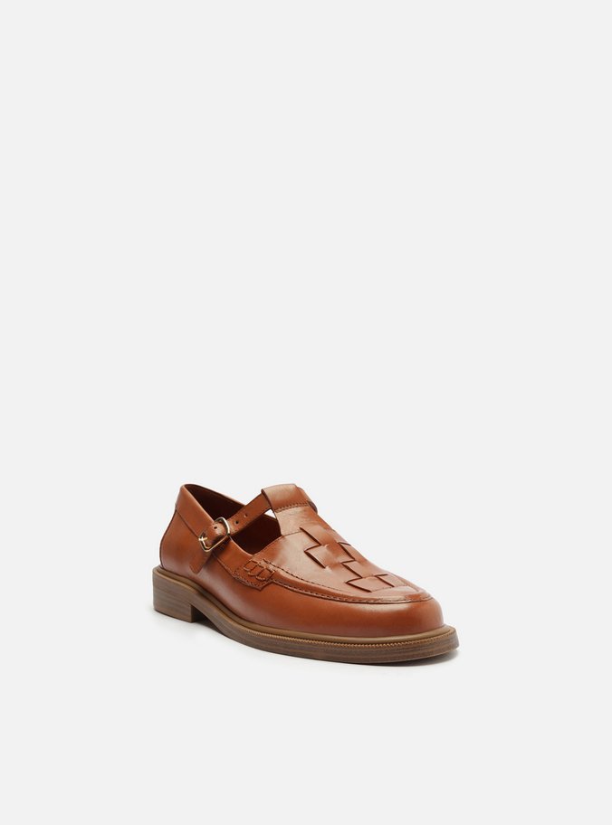 Mocassim Marrom Tiras