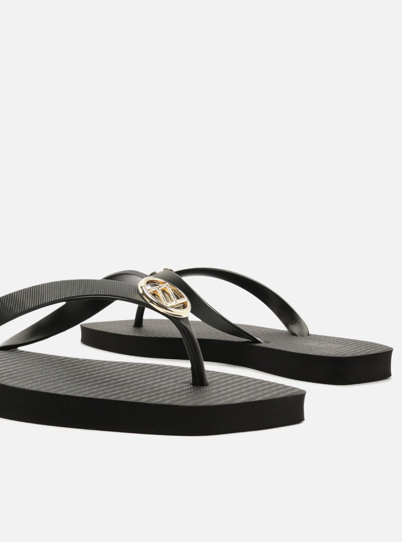 Chinelo de Dedo Preto Square Metal Brizza — foto 4