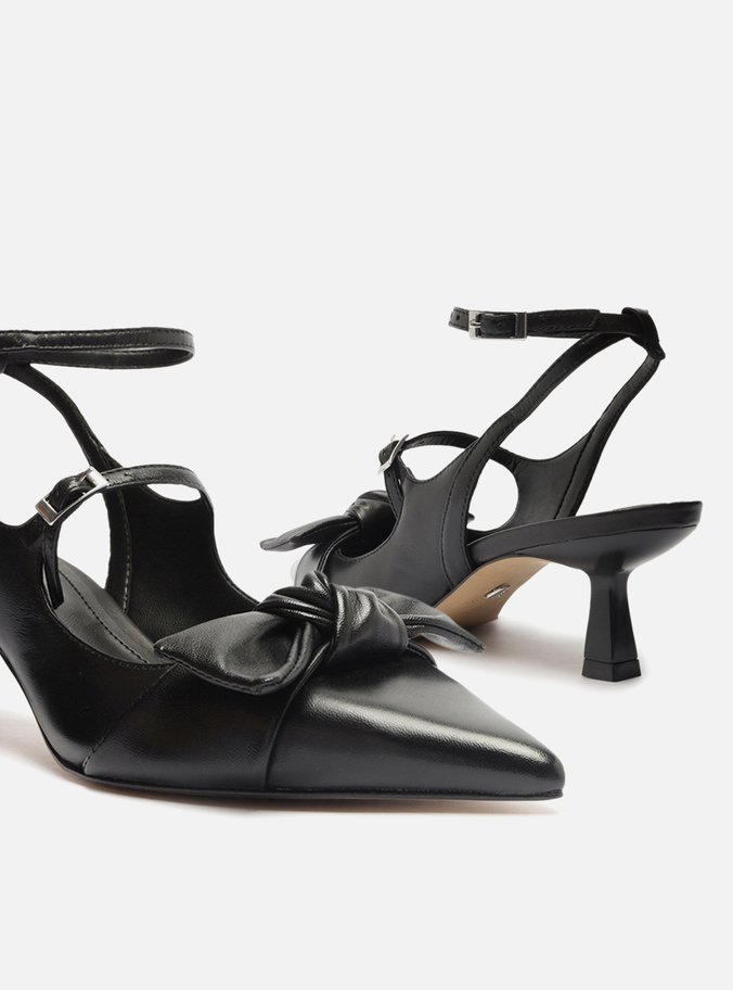 Scarpin Boneca Preto Couro Maxi Laço
