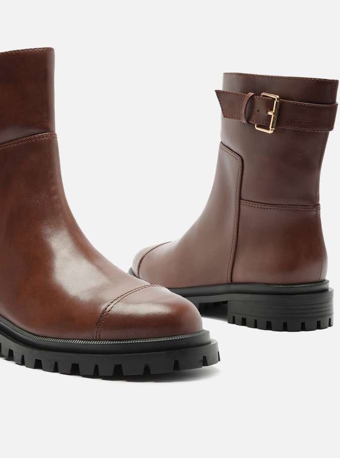 Bota Marrom Couro Cano Curto Tratorada Fivela