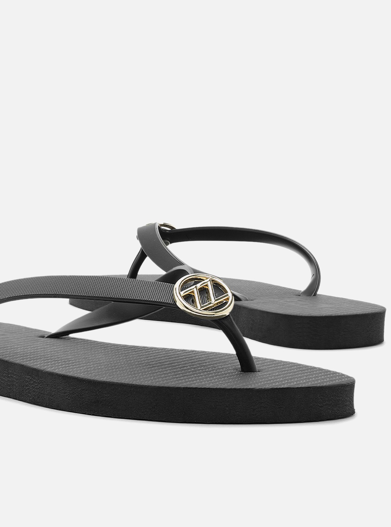 Chinelo Preto Essential Metal ZZ — foto 4