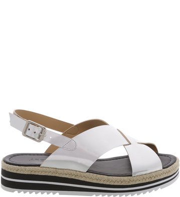 Sandália Rasteira Tiras Entrelaçadas Verniz Prata