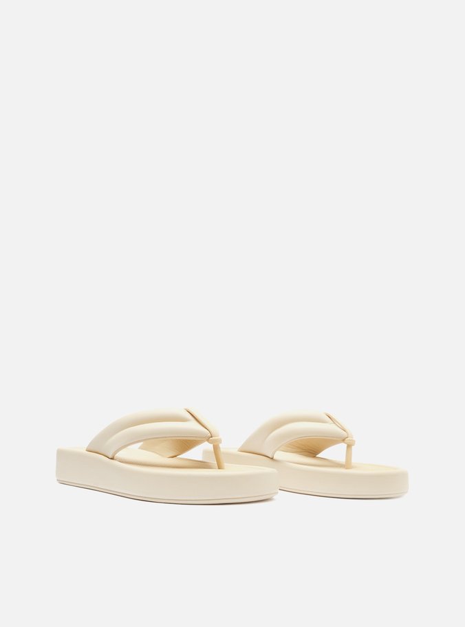 Sandália Off-White Tiras Largas Flatform Kim Flex