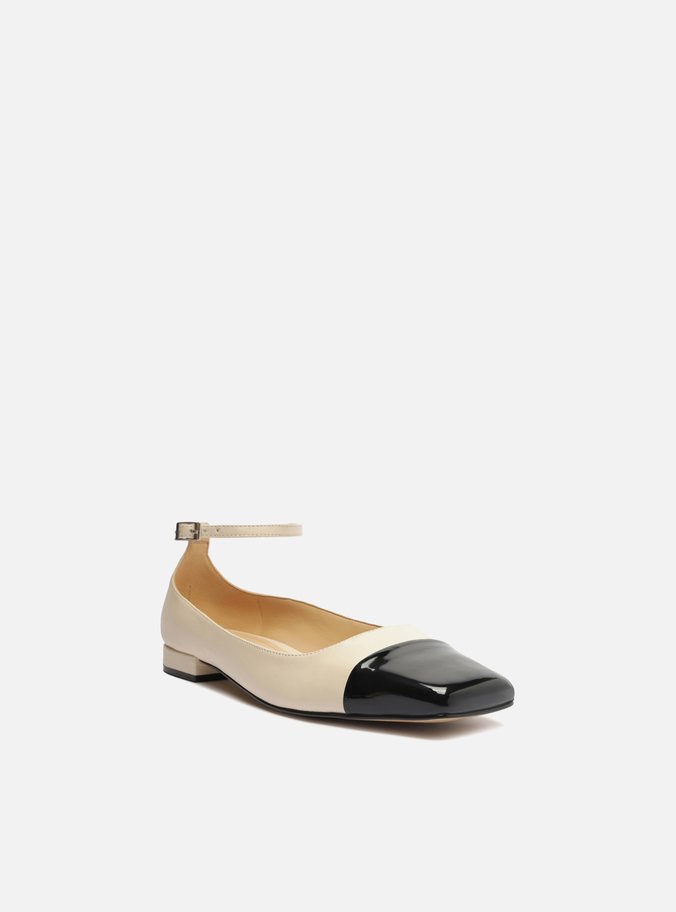 Sapatilha Boneca Branca Couro Cap Toe Fivela