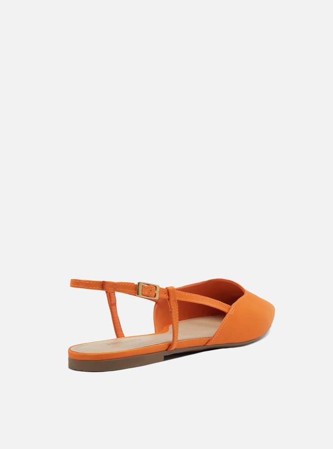 Sapatilha Laranja Tecido Bico Fino