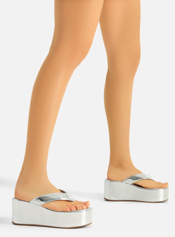 Sandália Prata Plataforma Flip Flop