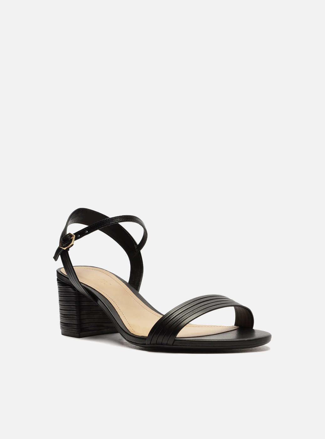 Via Uno CalÃ§ados Primavera Verao 2019 Via Uno Sapatos Primavera