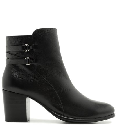 bota cano curto arezzo 2018
