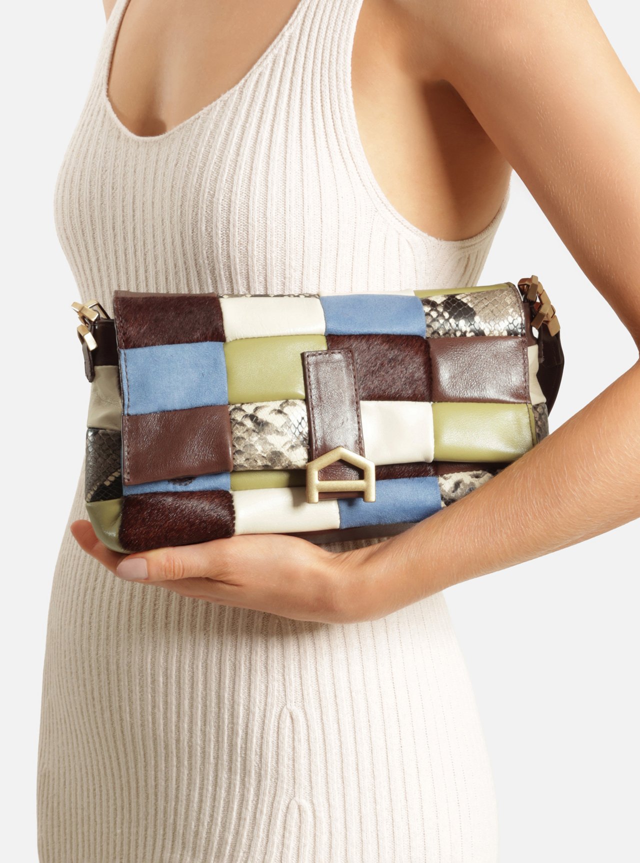 Bolsa Tiracolo Multicolorida Couro Média Fecho Metálico — foto 7