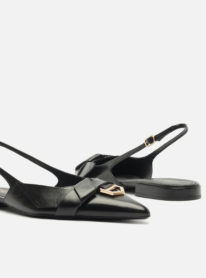 Sapatilha Preta Bico Fino Slingback