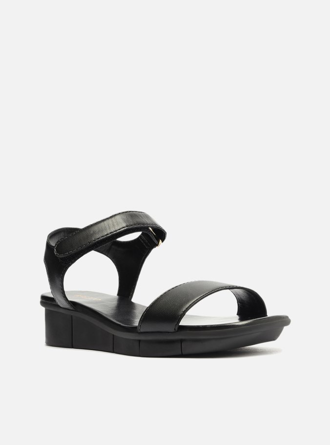 Sandália Preta Couro Flatform Comfort