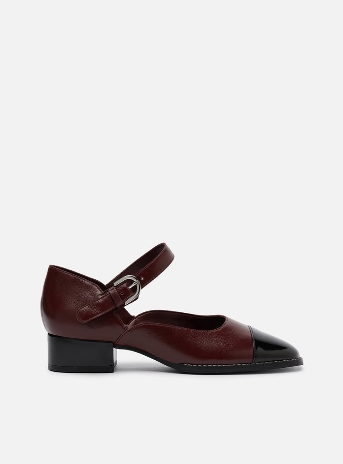 Sapato Boneca Vermelho Couro Bloco Cap Toe