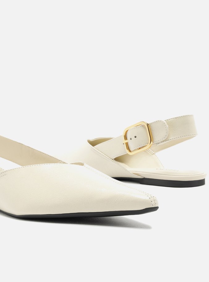 Sapatilha Branca Couro Slingback Fivela