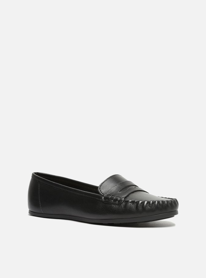 Mocassim Preto Detalhe Franzido