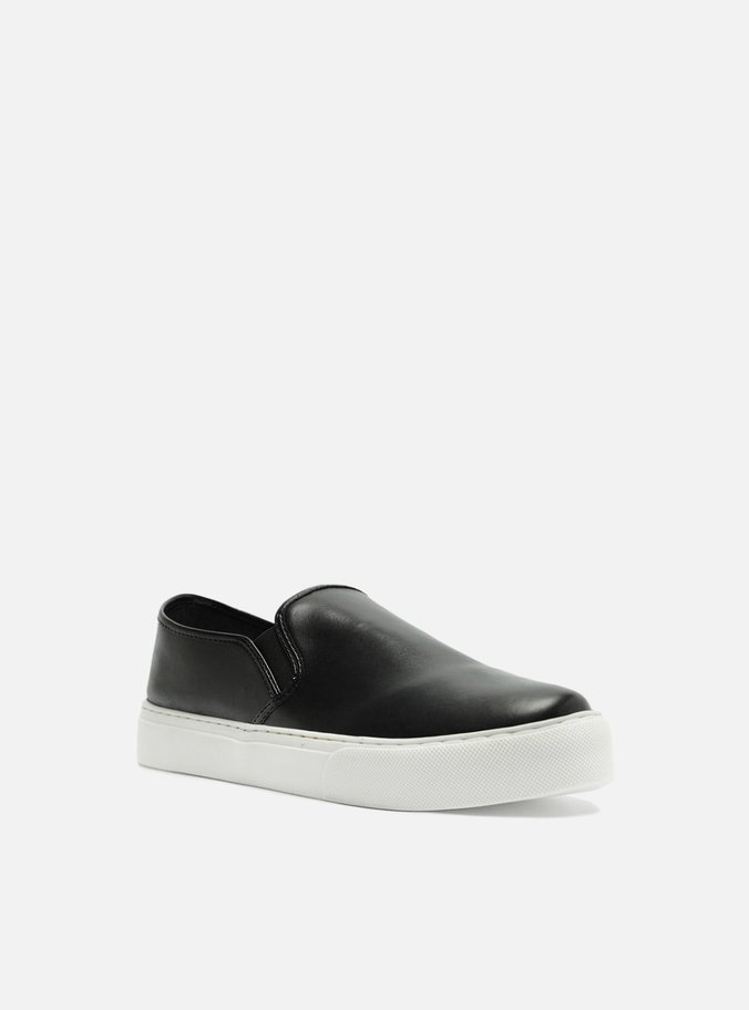Slip On Preto Bico Redondo