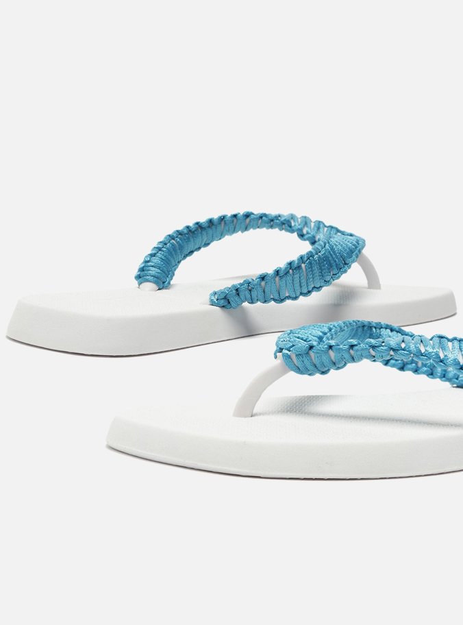 Chinelo de Dedo Branco Macramê Artesanal Brizza Fun
