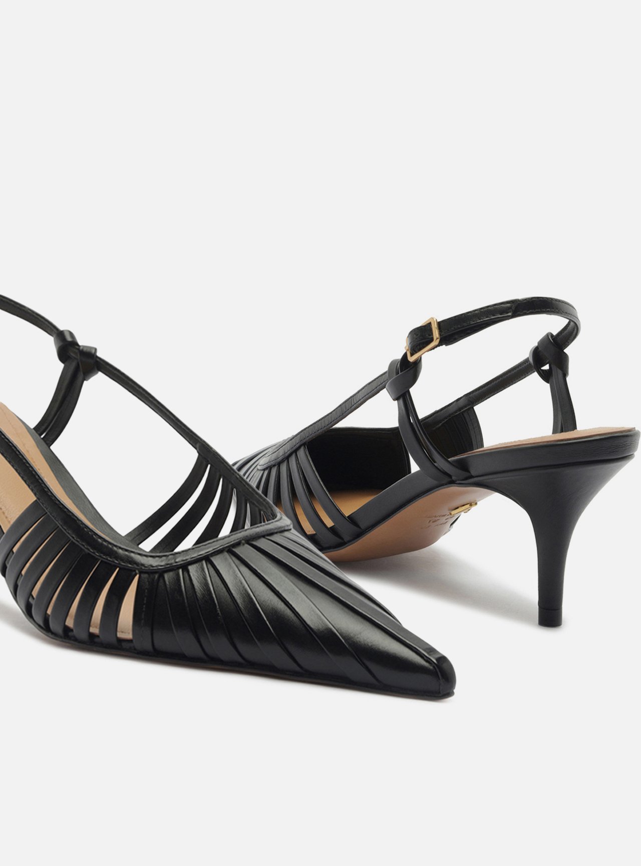 Scarpin Preto Salto Fino Fivela Slingback — foto 4