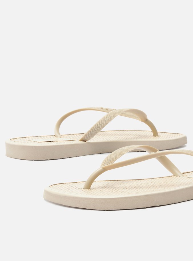 Chinelo de Dedo Off-White Jelly Bico Redondo Essential Brizza