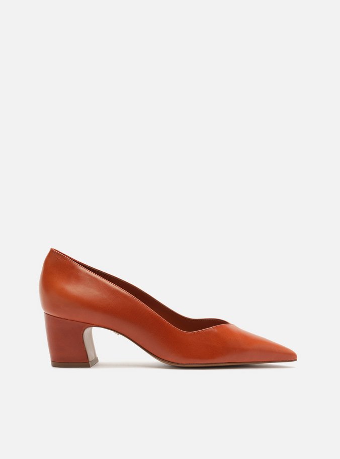 Scarpin Laranja Couro Bico Fino Salto Bloco