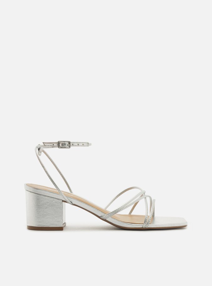 Sandália Prata Salto Bloco Tiras Finas Fivela