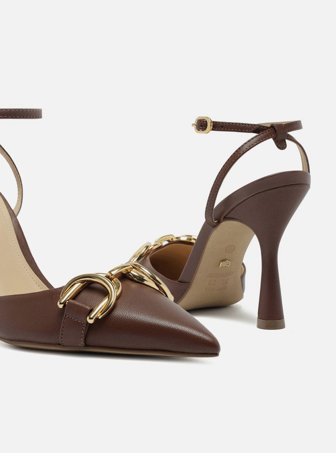 Scarpin Marrom Salto Alto