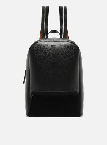 Mochila Preta Grande Bolso Frontal Suede