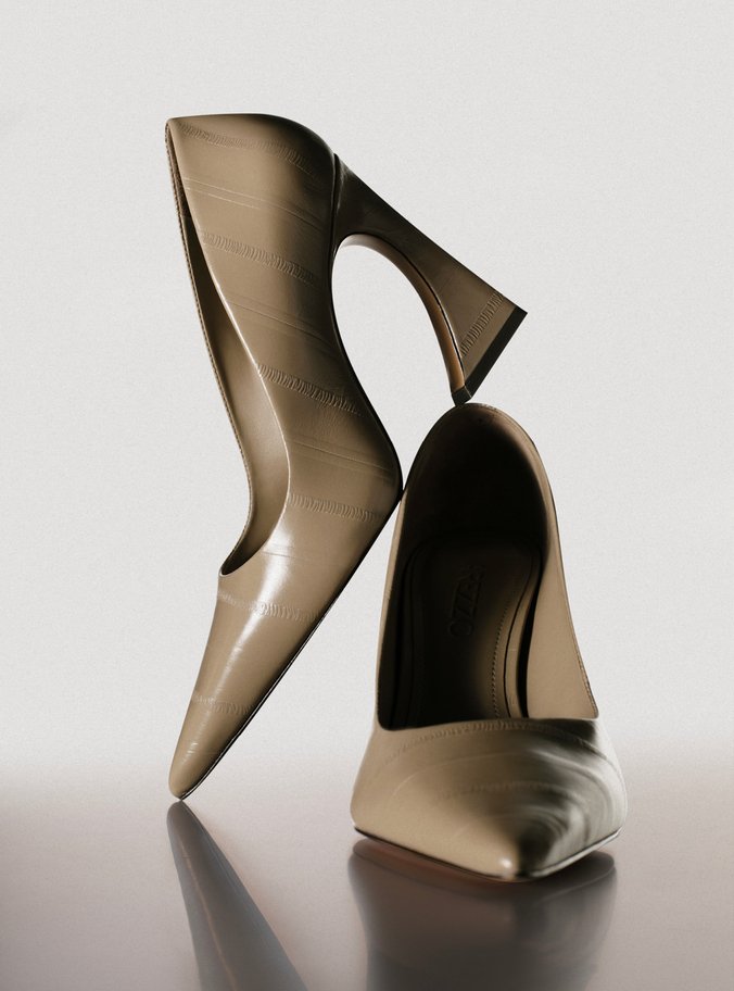 Scarpin Cinza Couro Salto Geométrico Flare